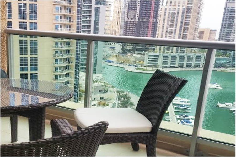 Al Yass Tower Apartments - Dubai Marina.