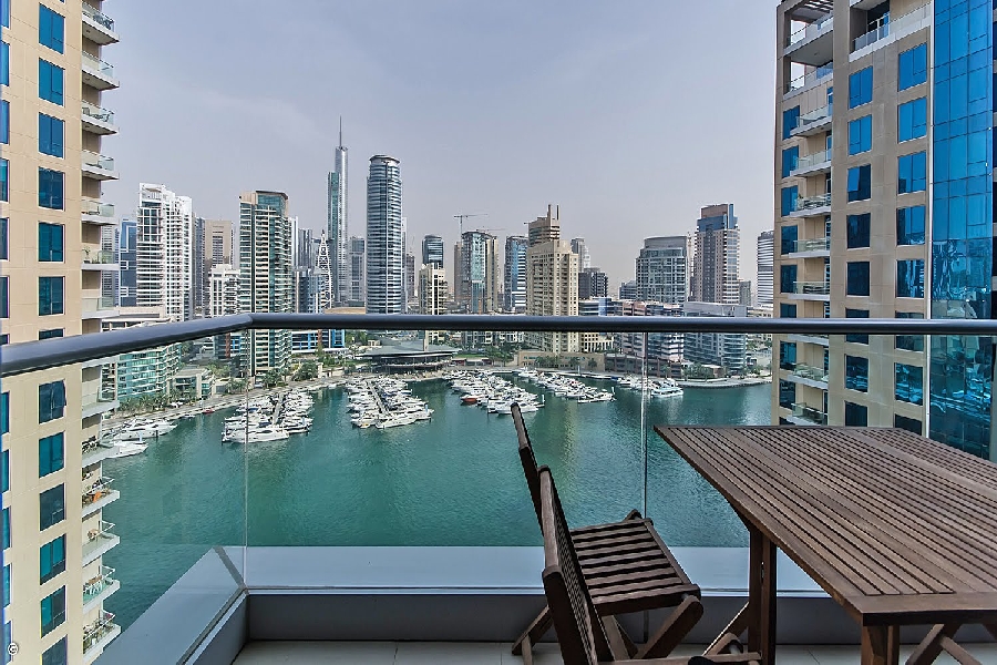 Attessa Tower Apartments - Dubai Marina.
