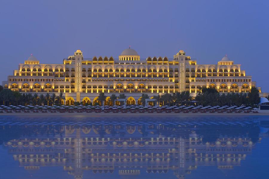 Jumeirah Zabeel Saray Royal Residences Plam Jumeirah Dubai.