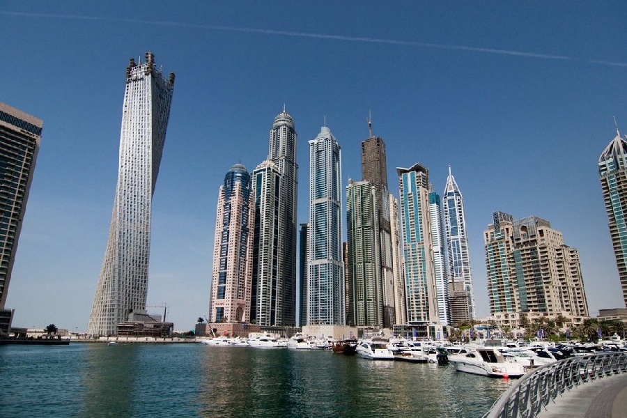 Le Reve - Dubai Marina.