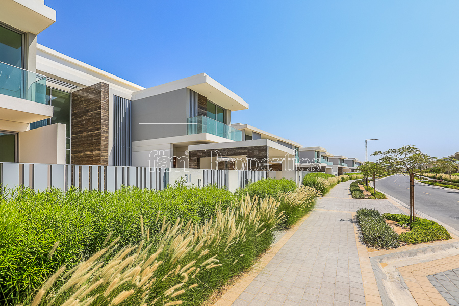 Parkway Vistas Villas - Dubai Hills Estate.