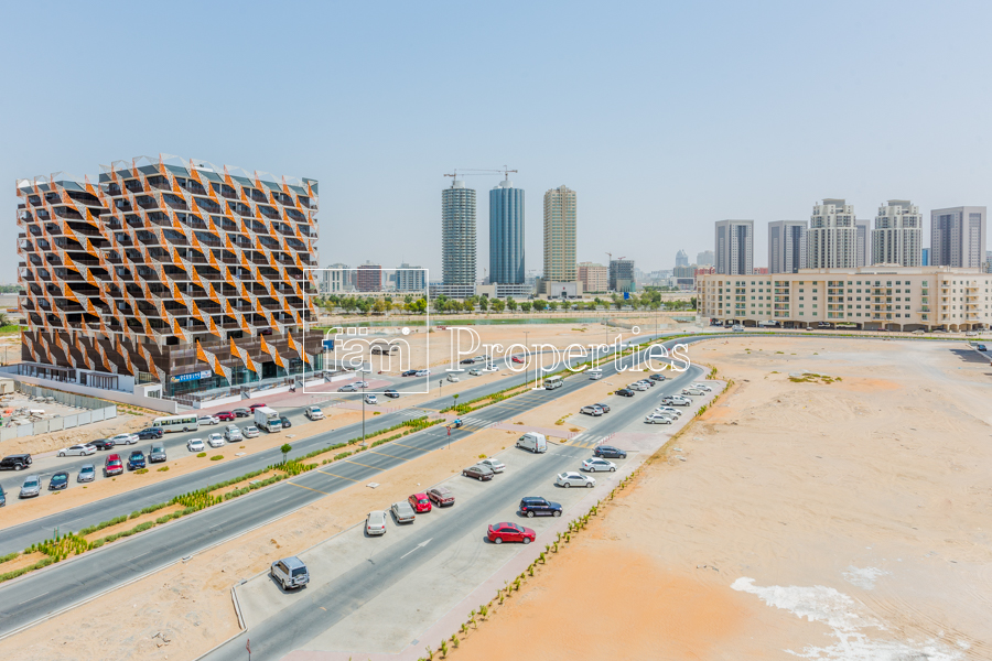 Q-line Apartments - Dubailand by Mazaya Holding.