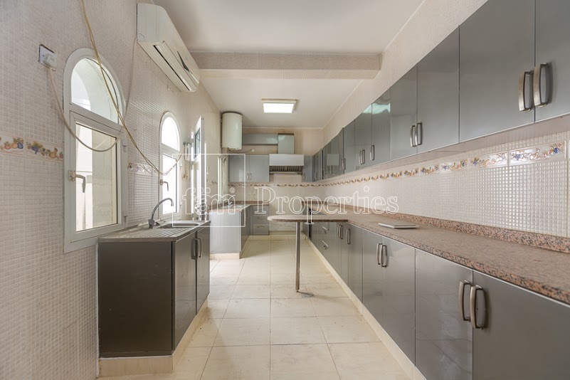 Rashidiya villas for sale and rent Dubai