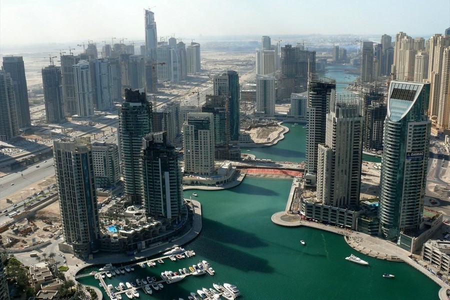 Royal Park Apartments - Jumeirah Lake Towers Dubai.