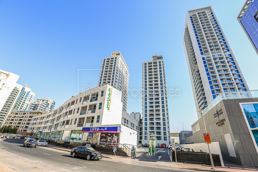 Studio One Apartments - Dubai Marina by Select Group.