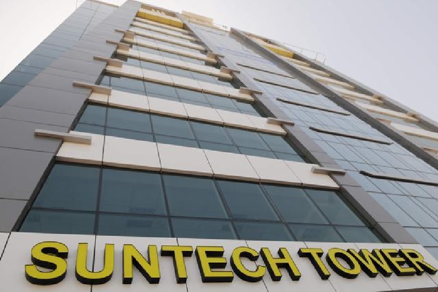 Suntech Tower Apartments - Dubai Silicon Oasis.