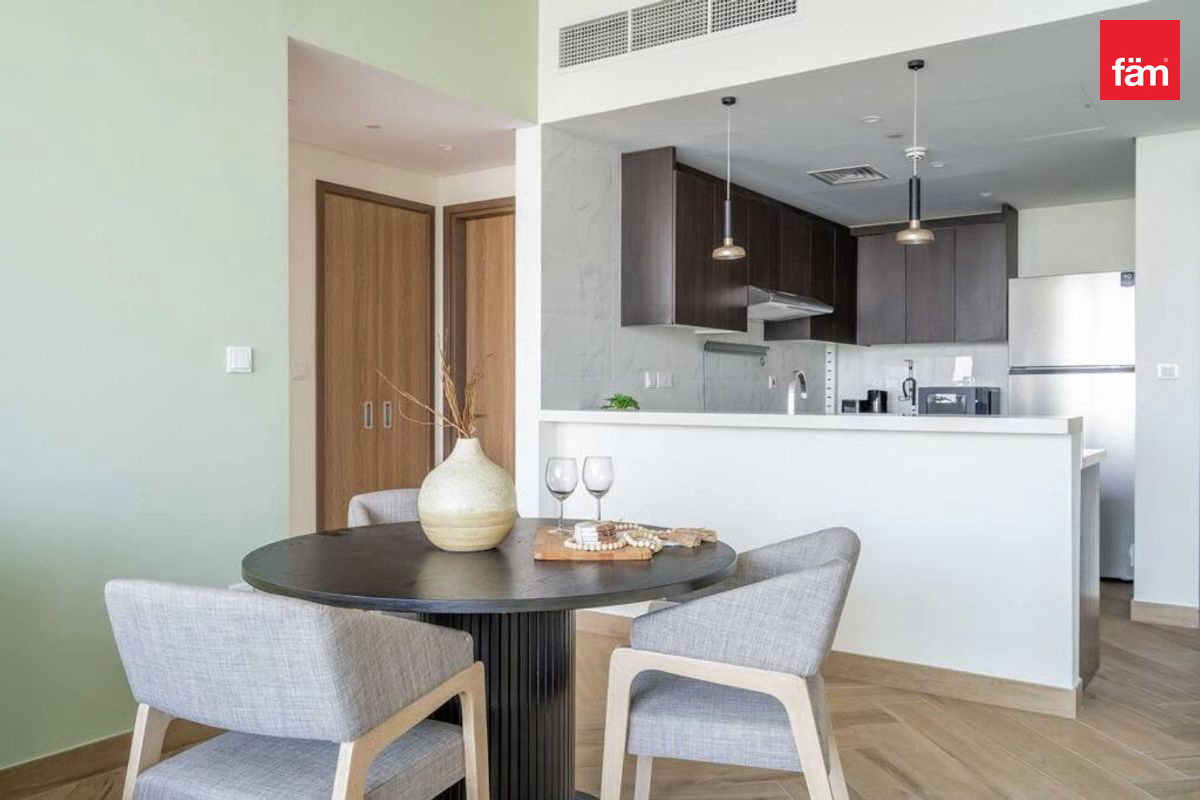 fully furnished | Near Metro | Zabeel view-3