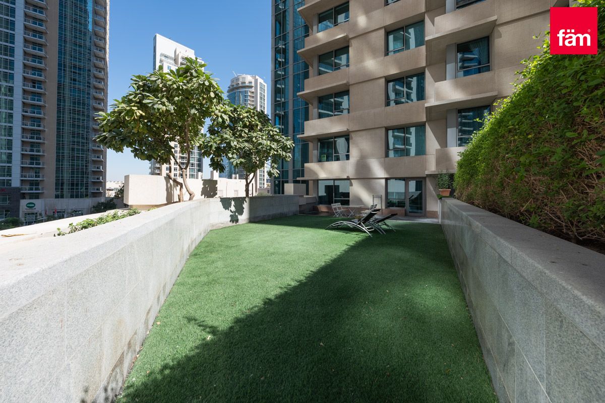 exculsive unit 2 BR, with large garden-25
