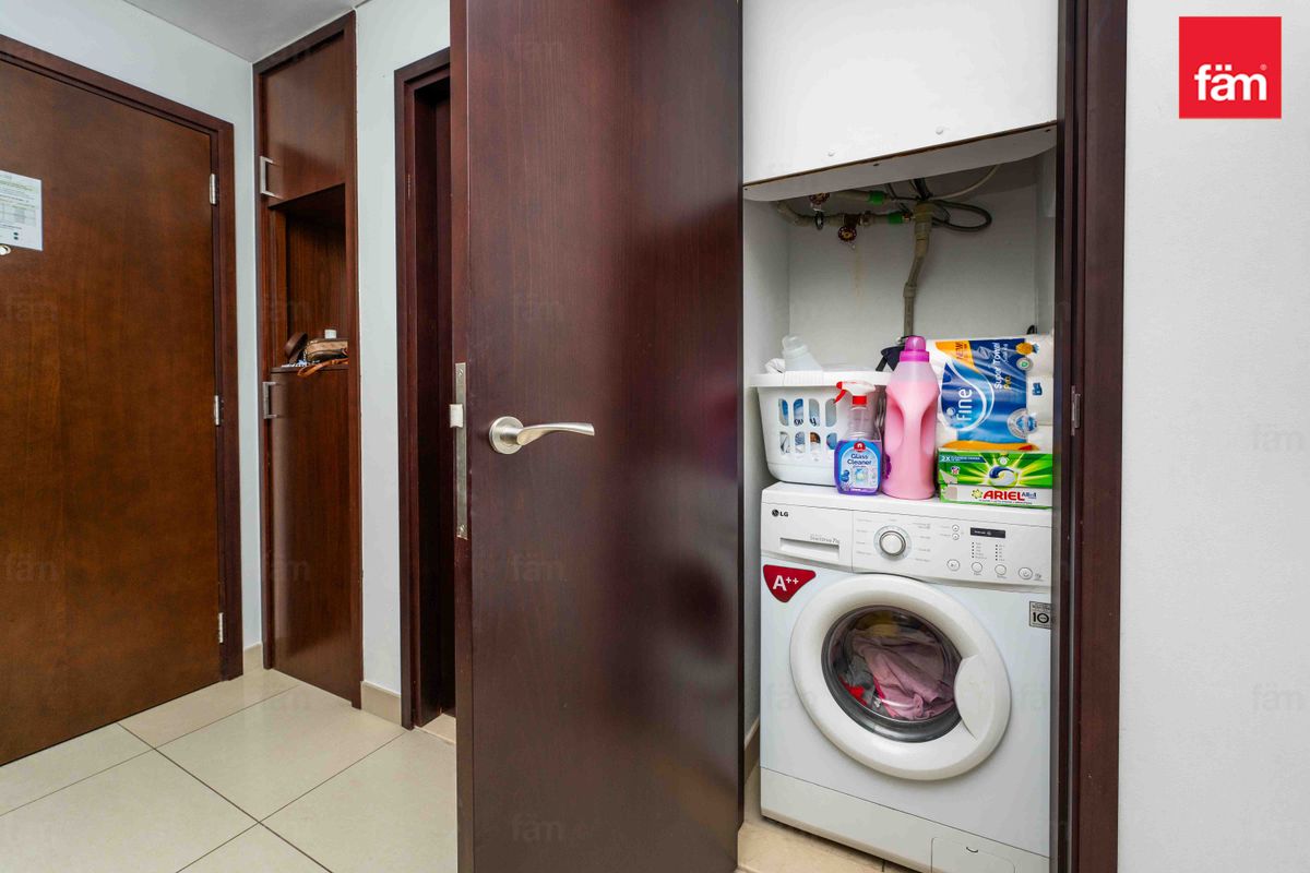 Great Layout | Burj View | VOT | High-Floor-10