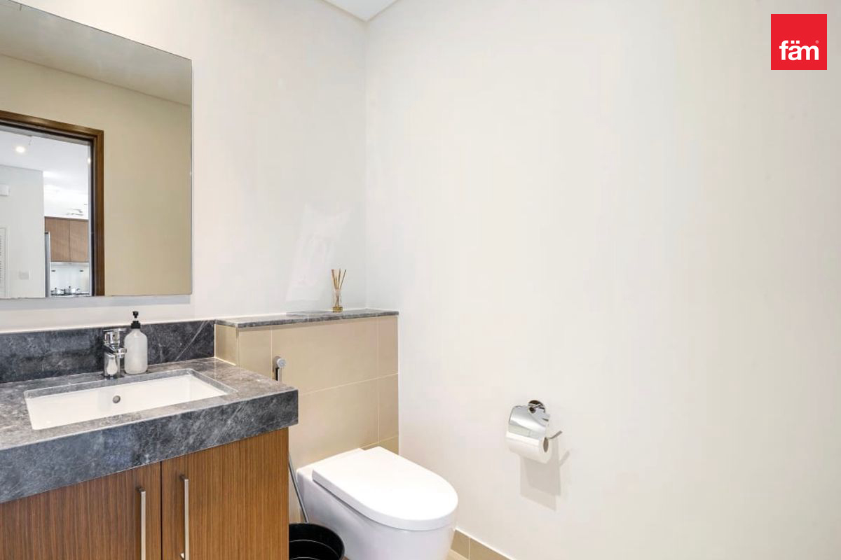 EXCLUSIVE | SPACIOUS MODERN | FURNIHSED | SEA VIEW-28