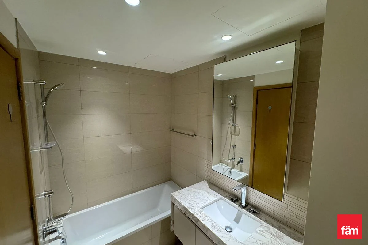Unique 1BR | Tenanted | MOTIVATED Seller-9