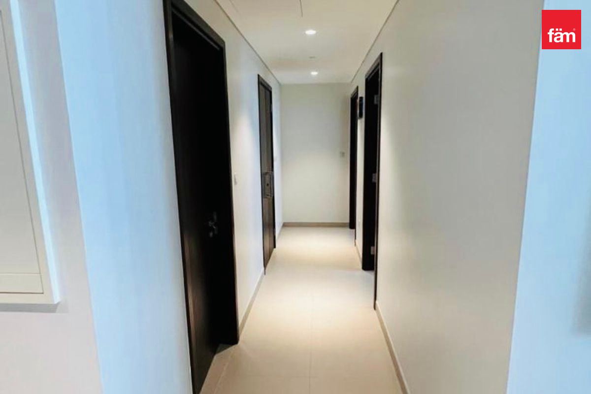 Spacious Layout | Pool | Park View | Emaar-12
