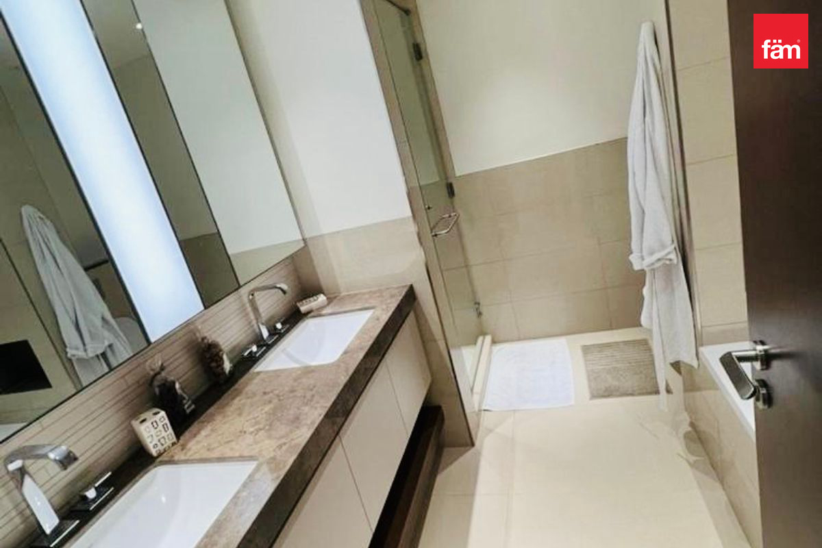 Spacious Layout | Pool | Park View | Emaar-11