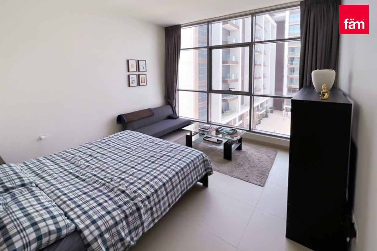 Spacious Layout | Pool | Park View | Emaar-10