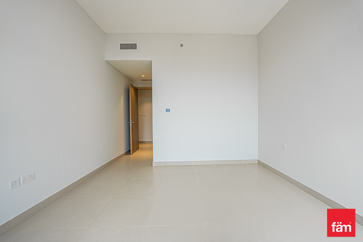 2 Bedrooms | High Floor | Park and Pool View-8