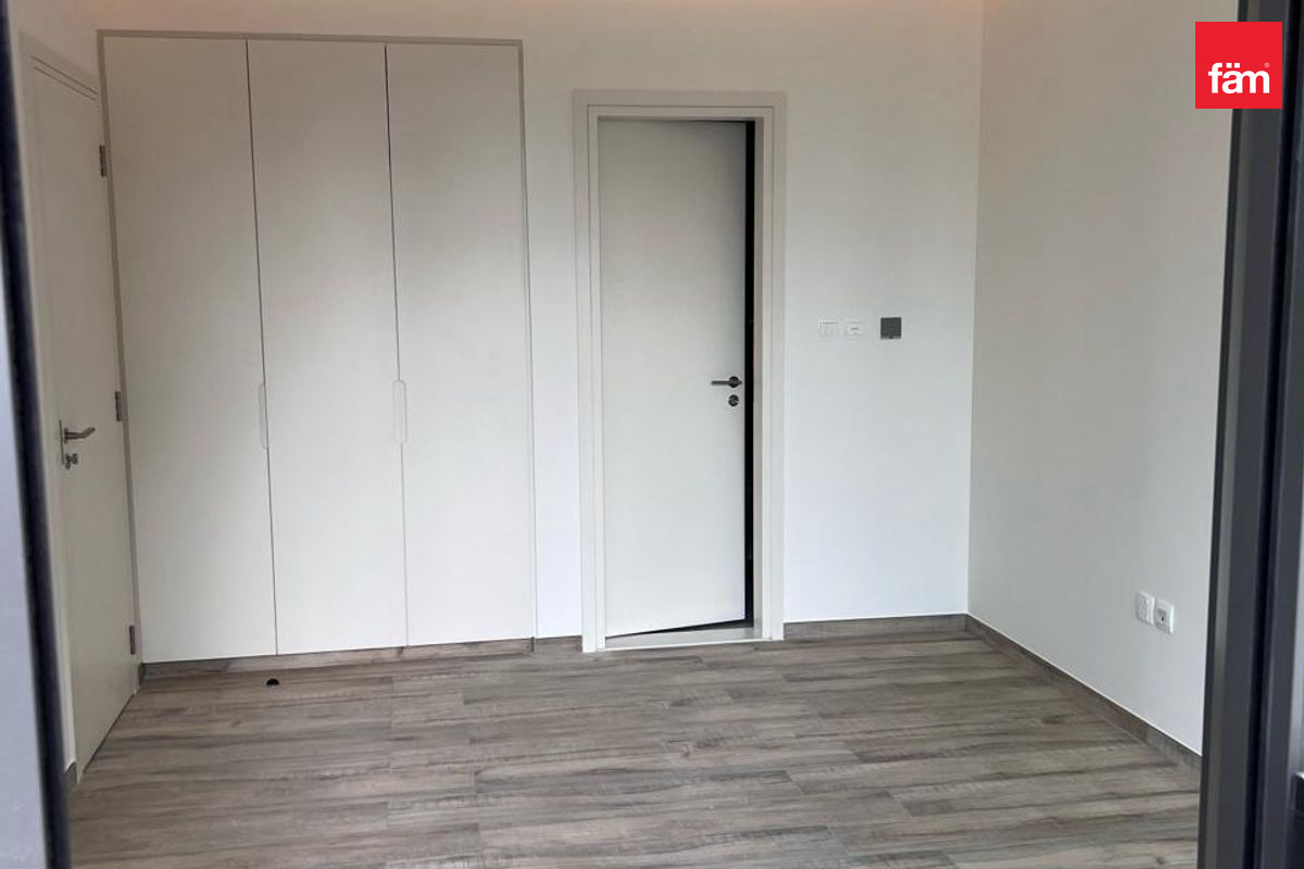Bright | Prime Location | Unfurnished-7