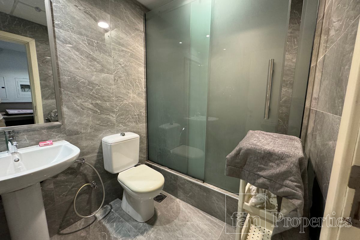 Price 795,000 AED 1 Bedroom Apartment for Sale in Al Khail Heights 7A