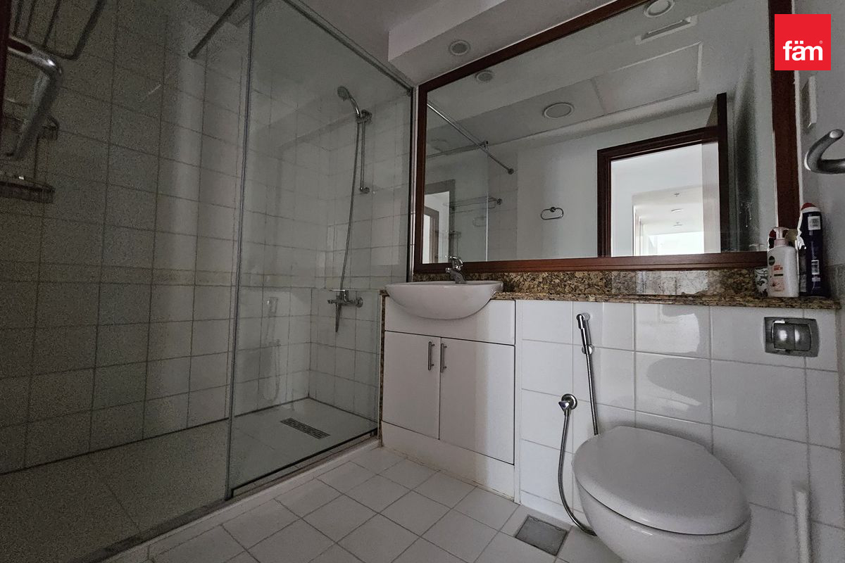 open view | luxury amenities | Vacant-10