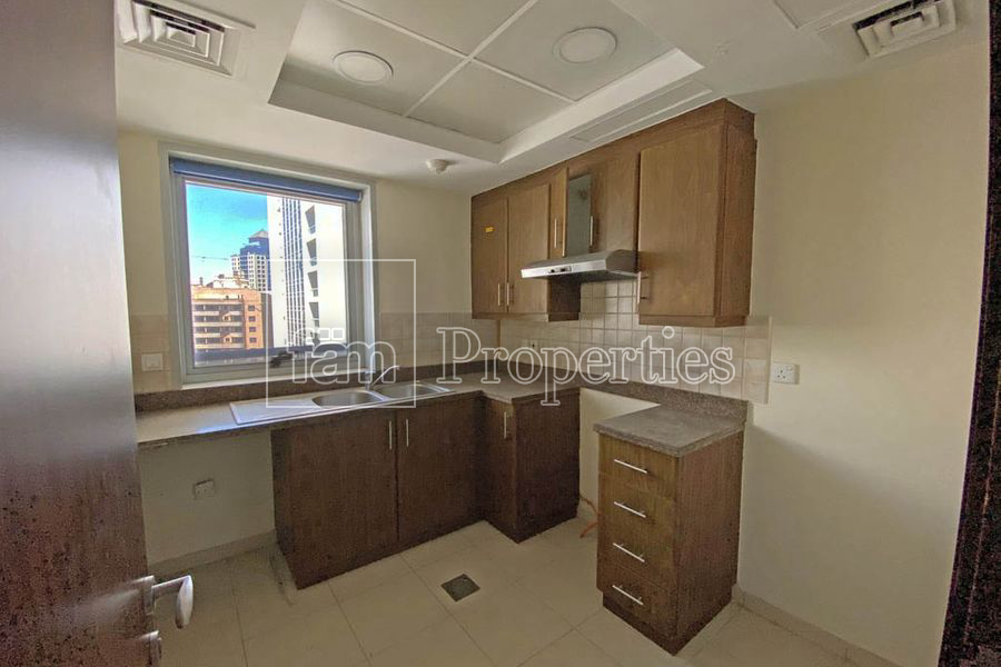 Price 65,000 AED 2 Bedroom Apartment for Rent in Al Warsan Building