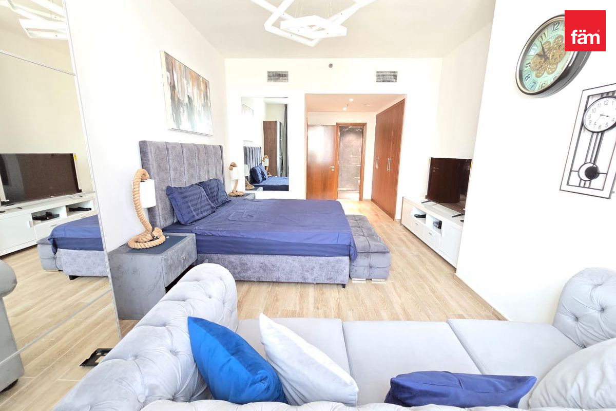 High Floor | Furnished | Bright-10