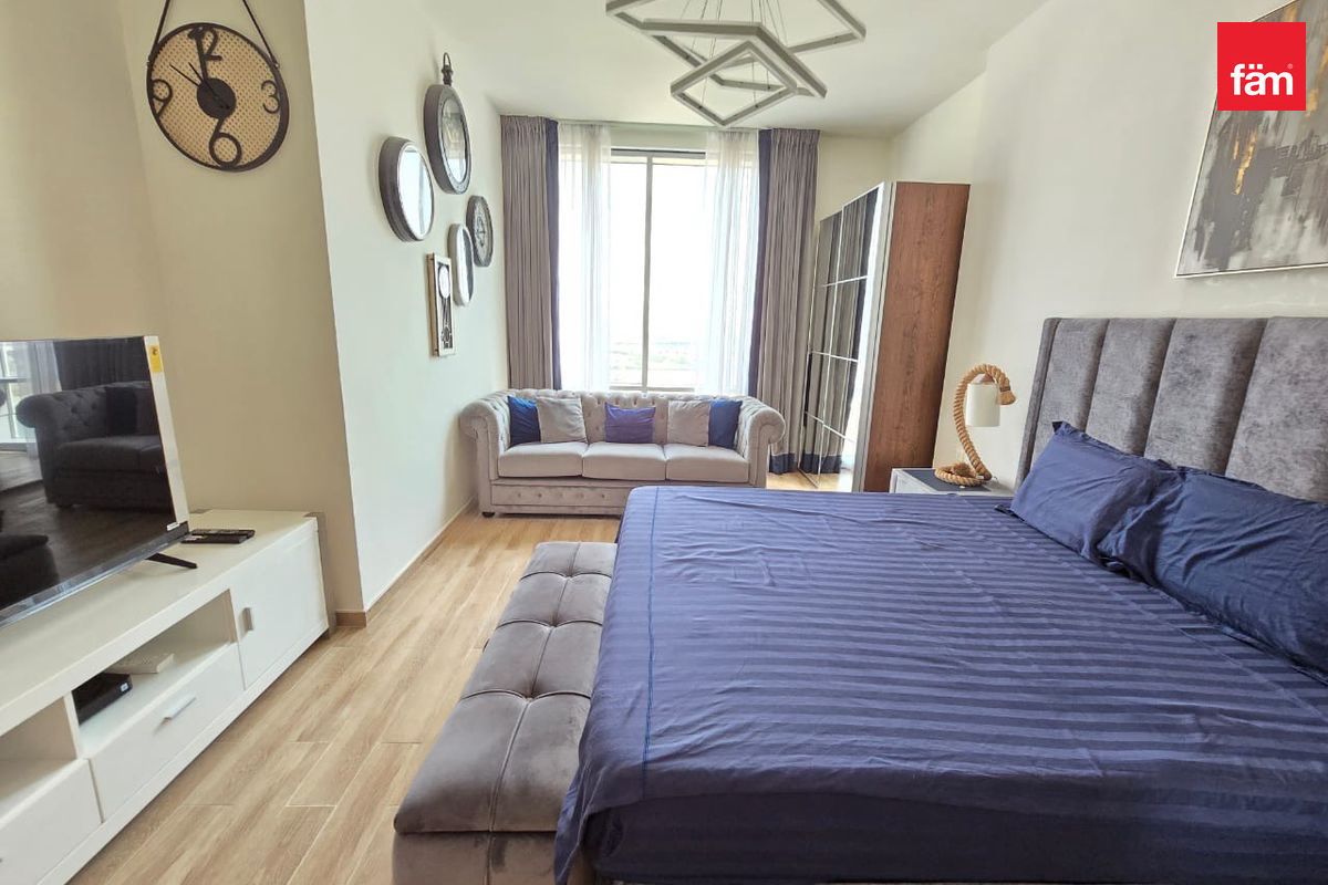 High Floor | Furnished | Bright-16