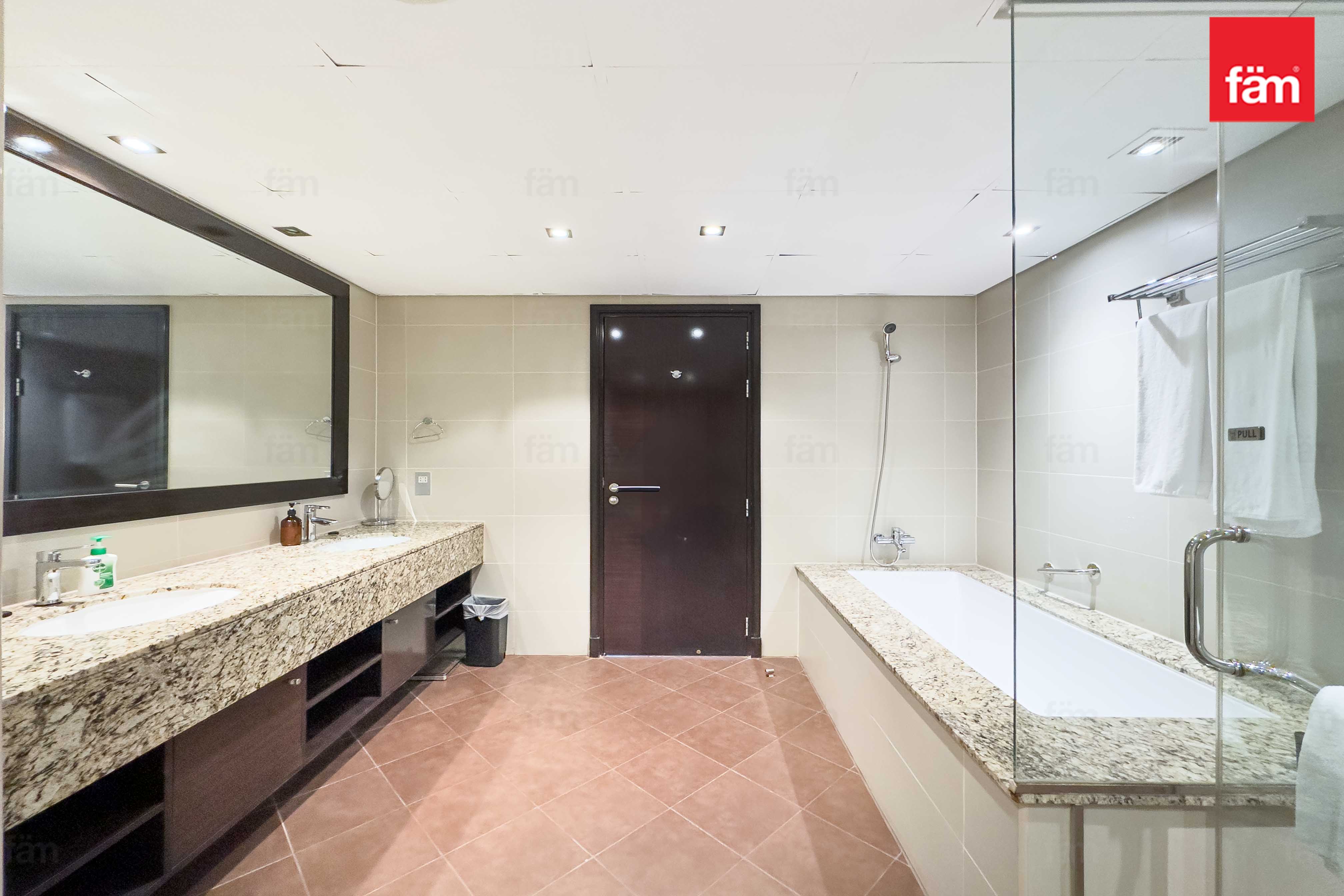 Sea ViewIVacantI Spacious 1 BedIBeach Access-12