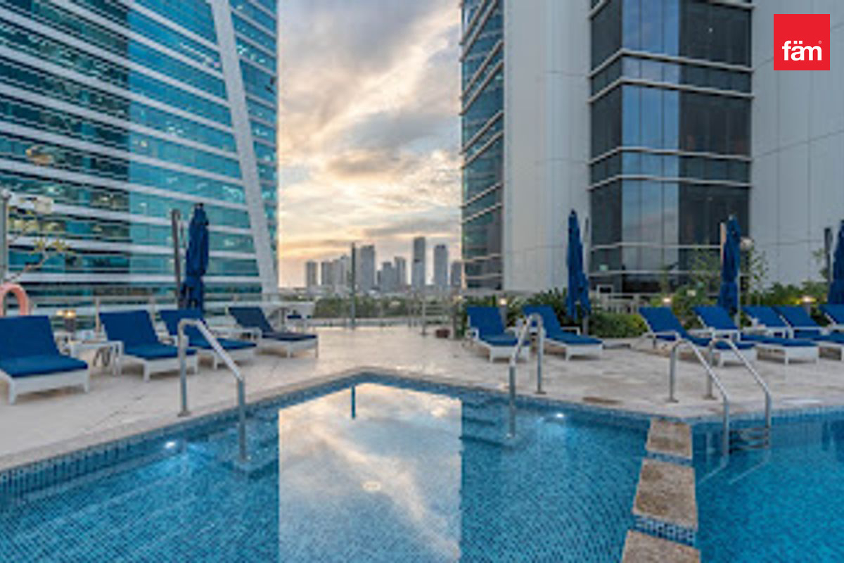 Fully Furnished Sea & Palm View-17