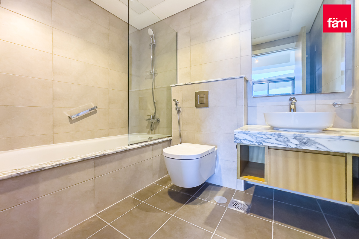 Stunning Unit | Premium Amenities| Investor Deal-12
