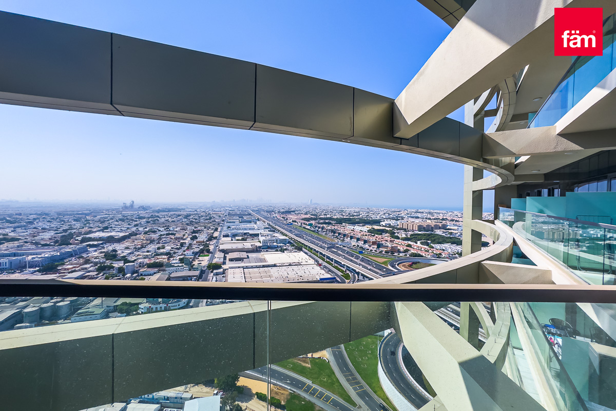 Stunning Unit | Premium Amenities| Investor Deal-18
