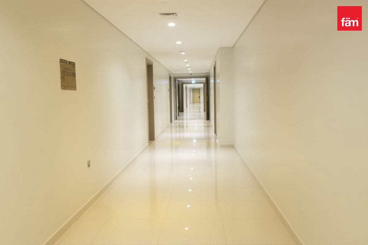 Modern with top tier facilities | High floor-23