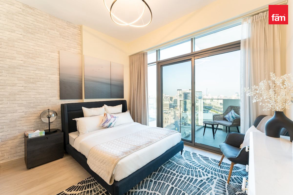 Good Sized 1 BR | On High Floor | Creek Views-9