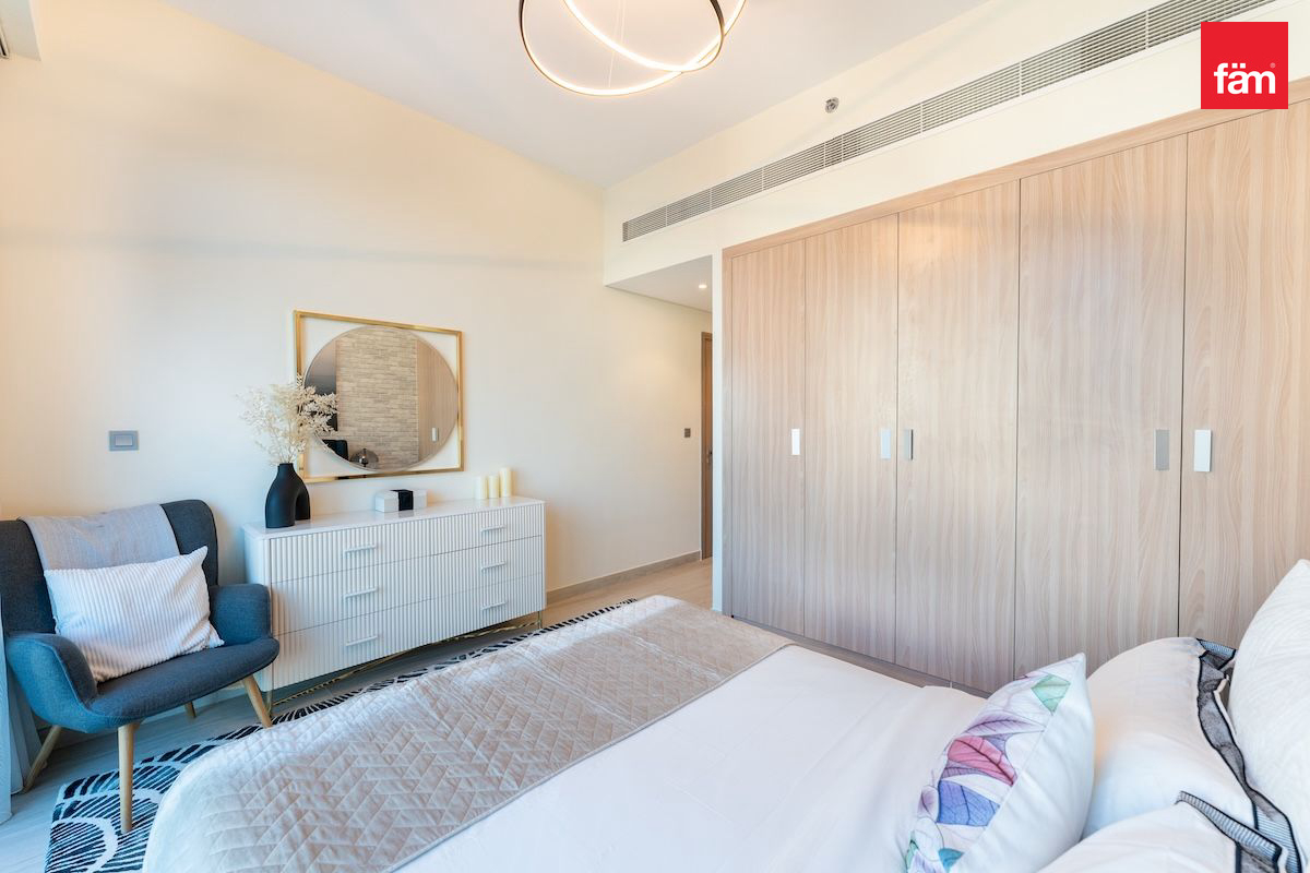Good Sized 1 BR | On High Floor | Creek Views-11