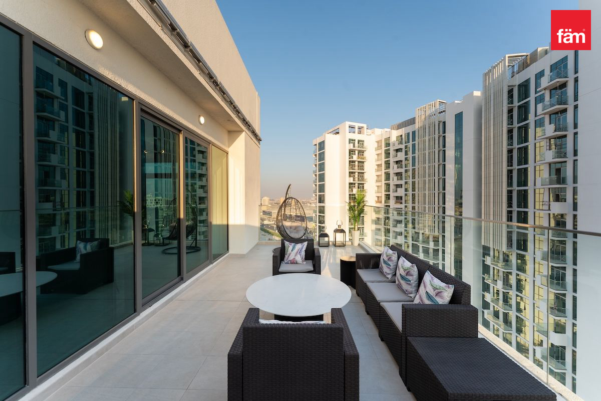 Good Sized 1 BR | On High Floor | Creek Views-15