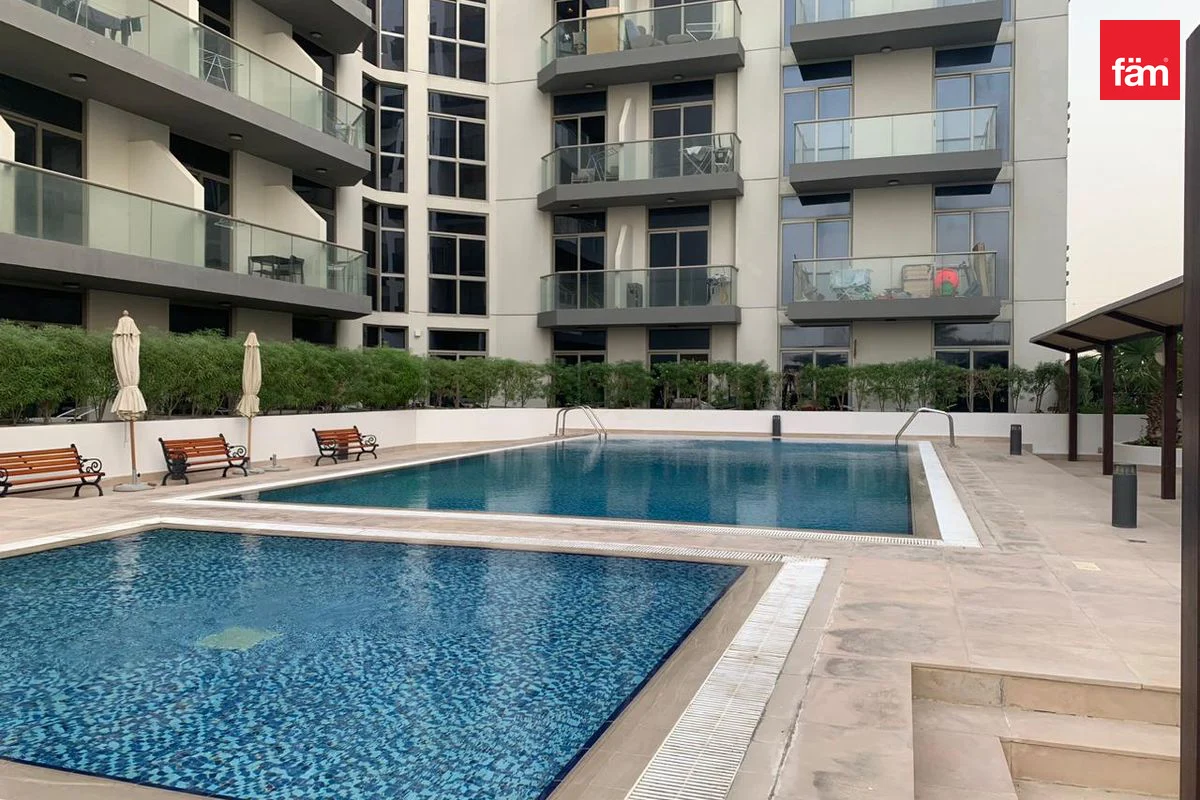 Spacious Unit I Fully Furnished I Chiller Free-9