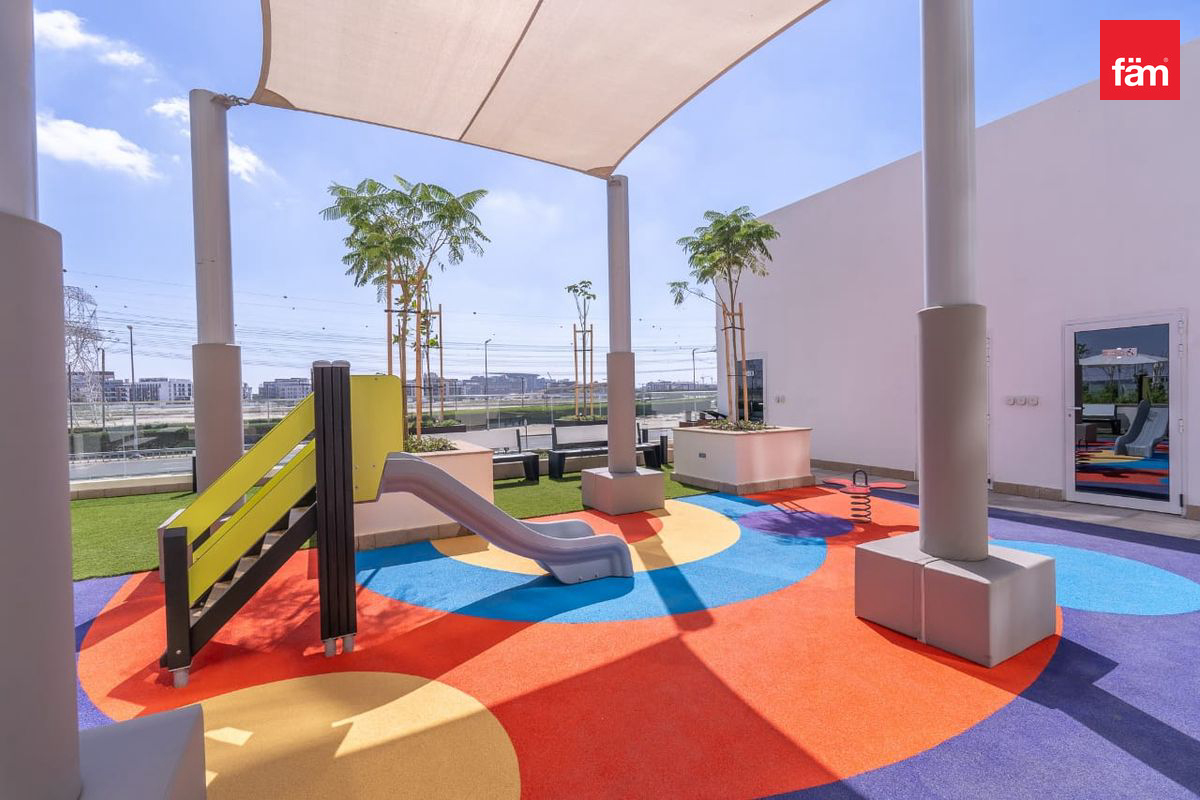 Vacant | Fully Furnished | Pool View-16