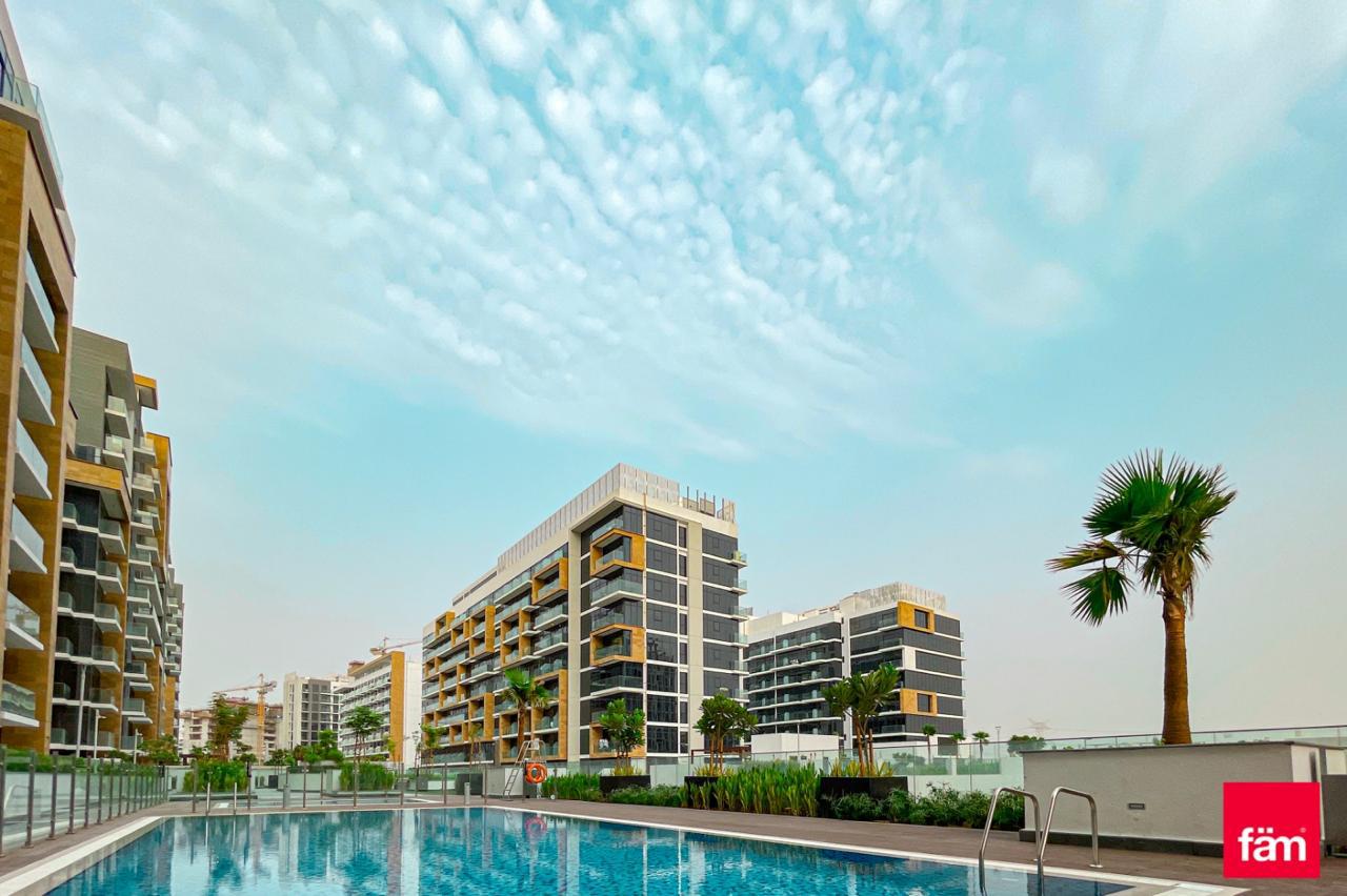 Pool View l Prime Location l High Roi-9