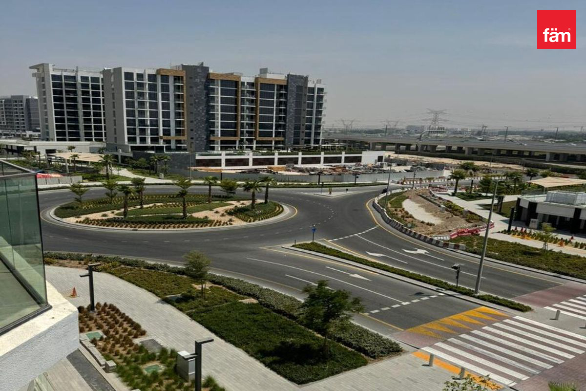 1 Studio for Sale in Azizi Riviera 45.-17