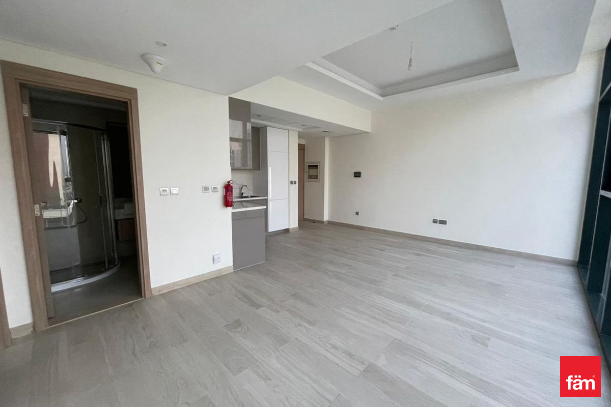 BRAND NEW 1 BEDROOM in RIVIERA 9-6