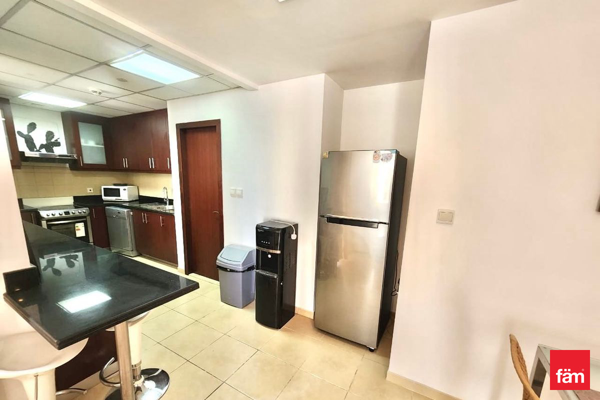 Sea View | Prime Location | Luxurious Apartment-8