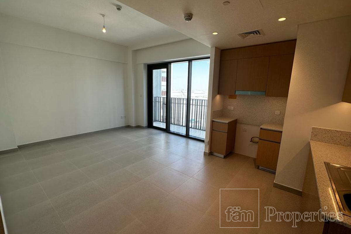 Price 130,000 AED 2 Bedroom Apartment for Rent in Bayshore at Creek