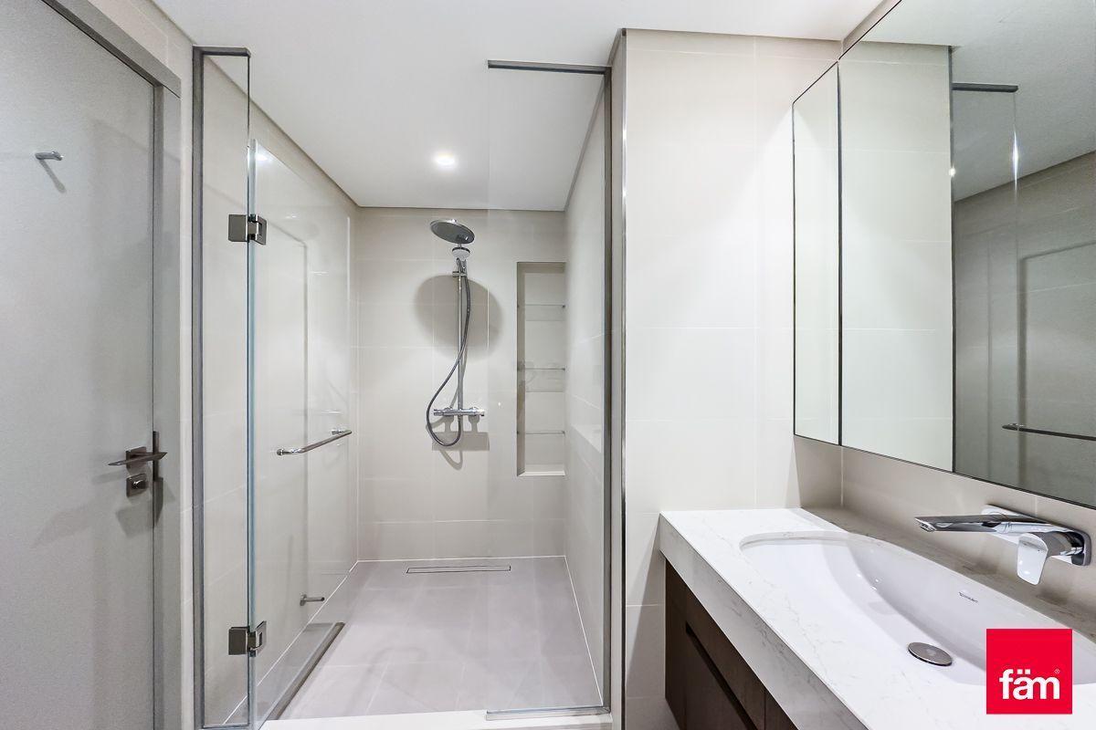 FULL PALM VIEWS | CORNER UNIT | UNFURNISHED-21