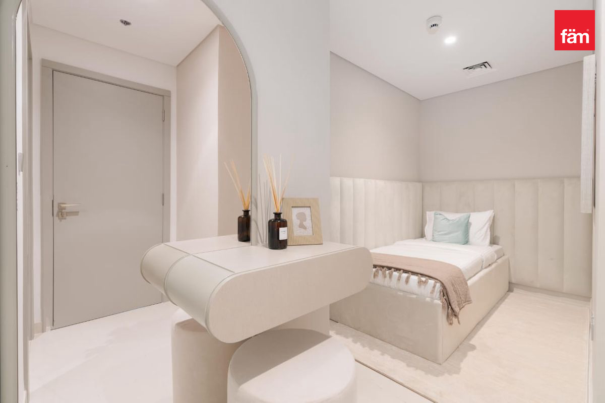 FULL PALM VIEWS | PRIVATE BEACH | FULLY UPGRADED-23