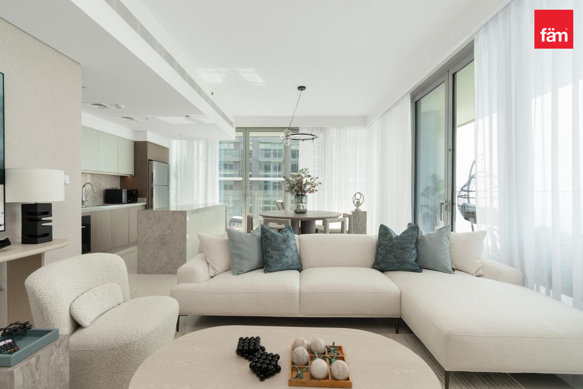 FULL PALM VIEWS | PRIVATE BEACH | FULLY UPGRADED-6