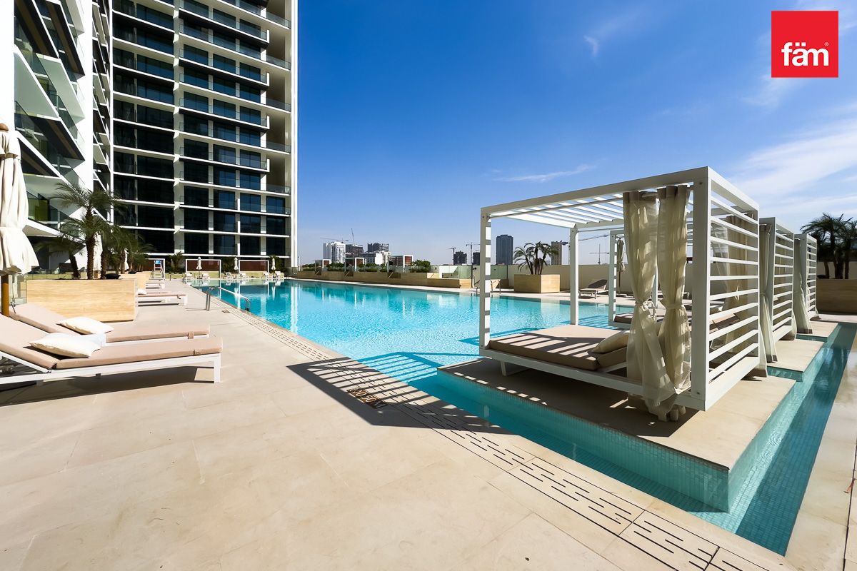 LOW FLOOR | SPACIOUS LAYOUT | GREAT FINISHING-16