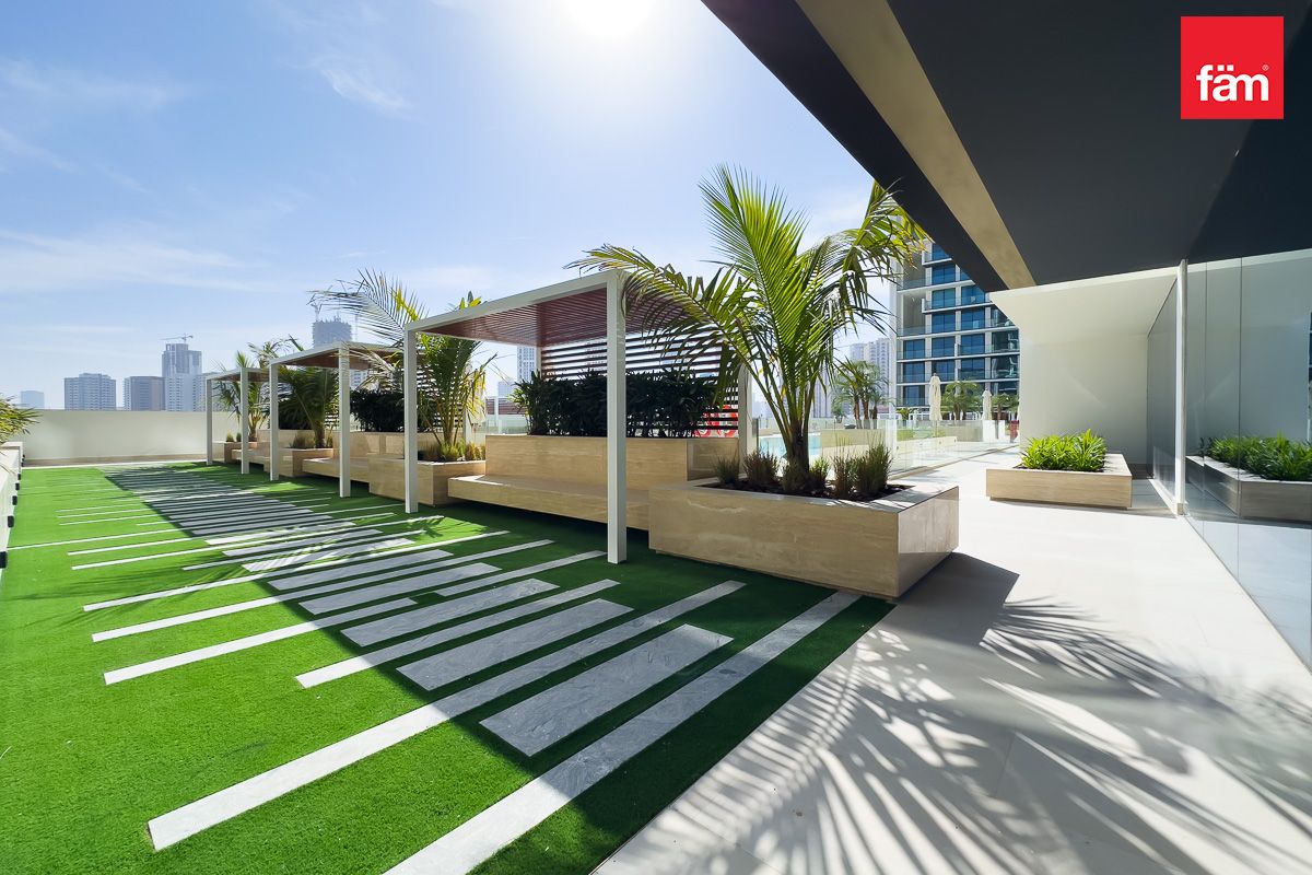 LOW FLOOR | SPACIOUS LAYOUT | GREAT FINISHING-17
