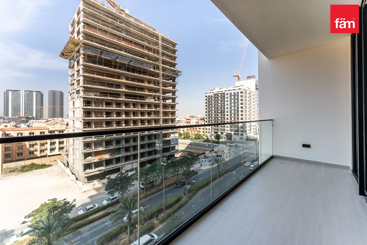 LOW FLOOR | SPACIOUS LAYOUT | GREAT FINISHING-19