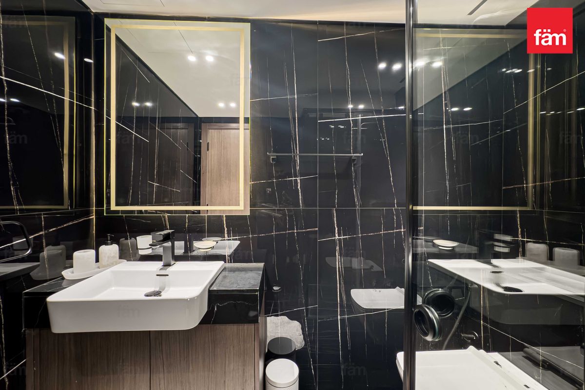 FULLY FURNISHED | VACANT  | Bigger Unit |-16
