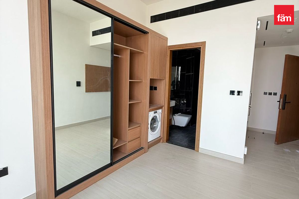| Brand New | Multiple Cheques | | Smart Home |-9