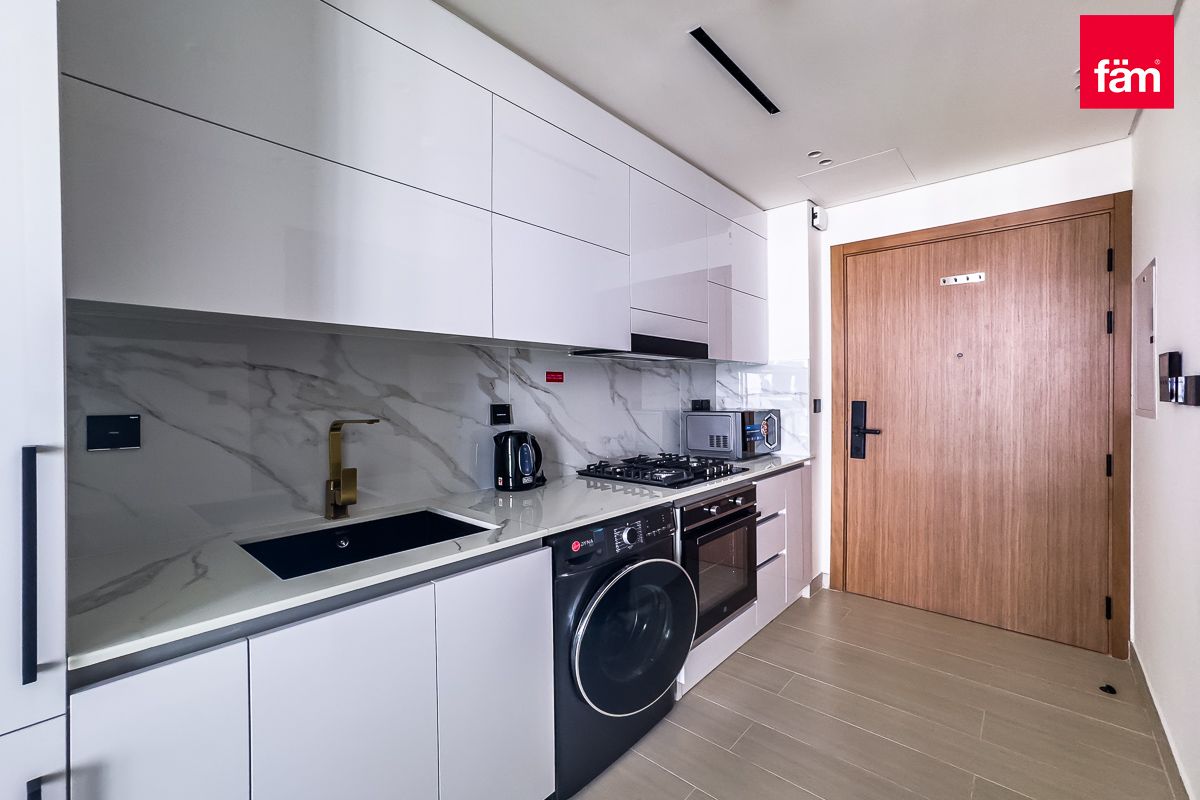 Vacant | Smart Home | Burj khalifa View-9