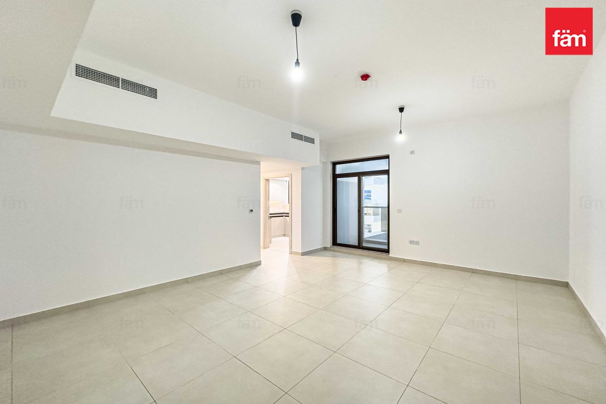 2 Bedroom | Closed Kitchen I Modern Ameneties I-9